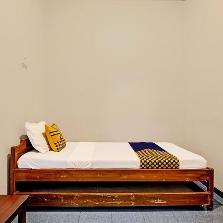 Spot On 2275 Omah Jm Hotel Beran Kidul Exterior photo
