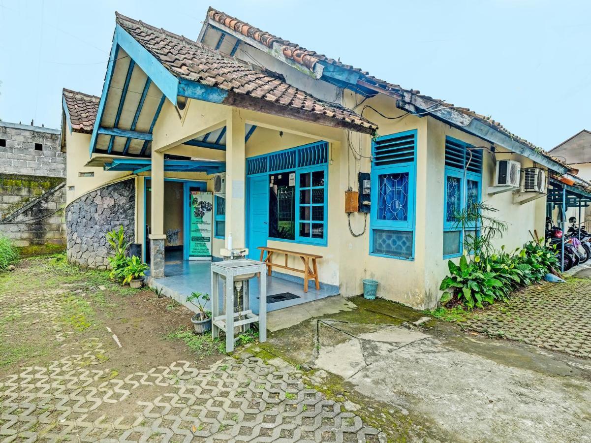 Spot On 2275 Omah Jm Hotel Beran Kidul Exterior photo